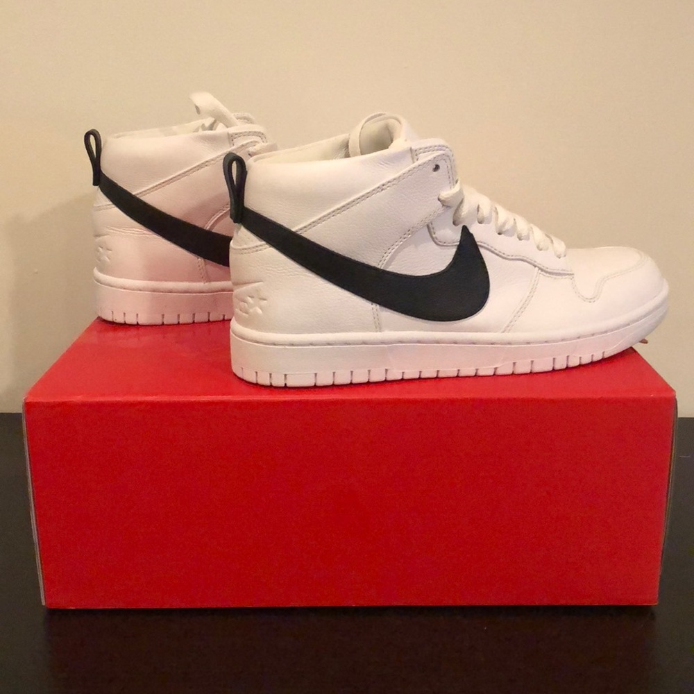 Nike NikeLab x Riccardo Tisci Dunk Lux Chukka RT